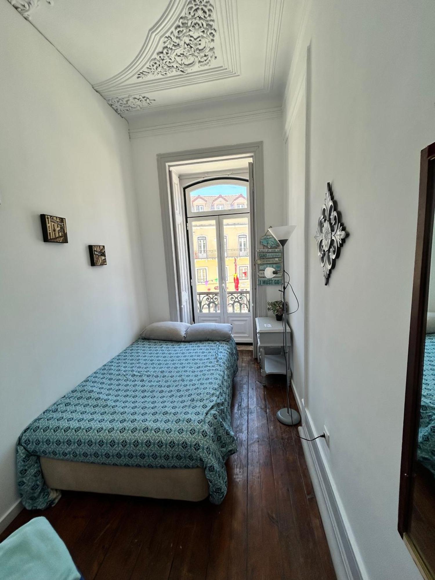 Farol Bed And Breakfast Almada Exterior photo